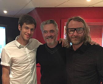 El VY In Conversation With Pau...