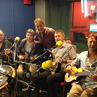 The Ukulele Orchestra of Great...