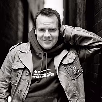 Neil Delamere 