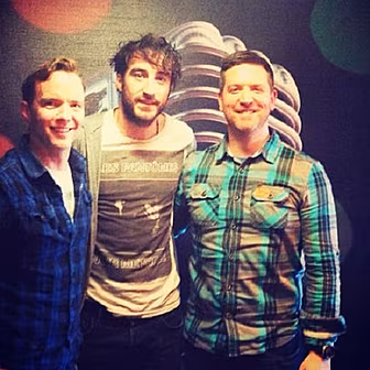 Dave And The Coronas In A Tree