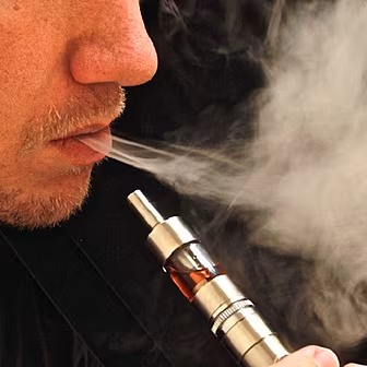Should E-Cigarettes be prescri...
