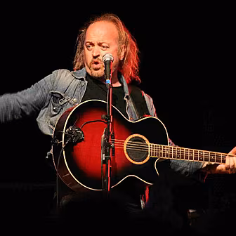 Bill Bailey chats to Anton abo...