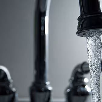 Irish Water to cut 1,200 jobs