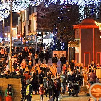 Five Word Festive Flick - Thur...