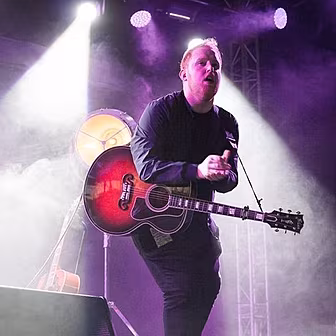 Sing with Gavin James - The Fi...