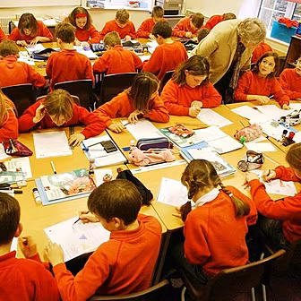 Report finds Irish teachers ar...