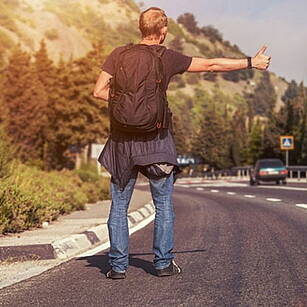 Hector Helps Hitchhiker #Heroi...