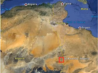 Military plane crashes in Alge...