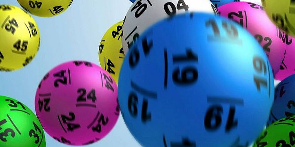 62% play Lotto 