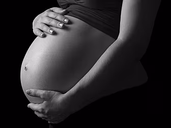 Mother-to-be wants home birth