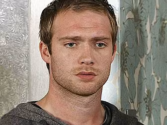 Corrie star sacked following f...