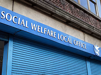 Welfare traps incentivise not...