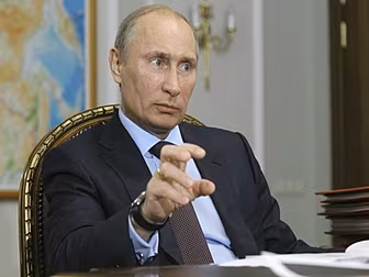 Russian President warns US ove...