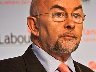 Education Minister admits Labo...