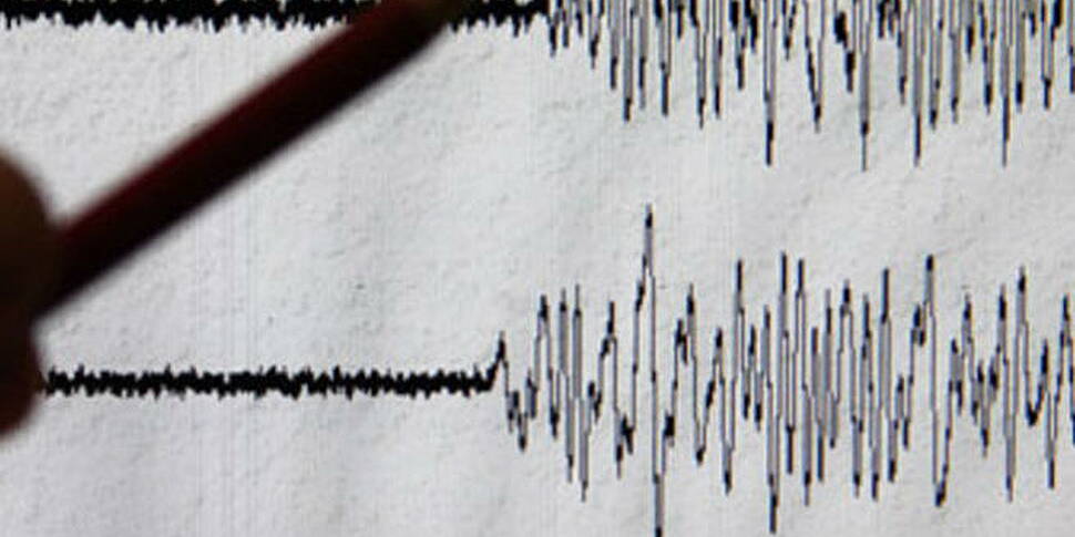 Small earthquake in England 