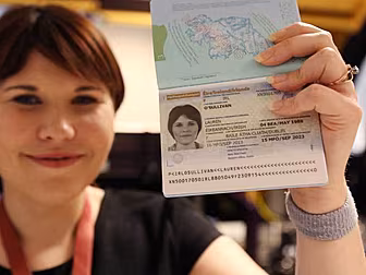 New passports to issue on Wedn...