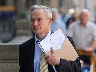 Richard Bruton insists scrappi...