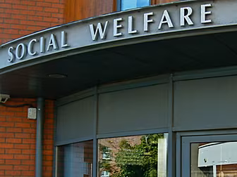 Unemployment rate falls again 