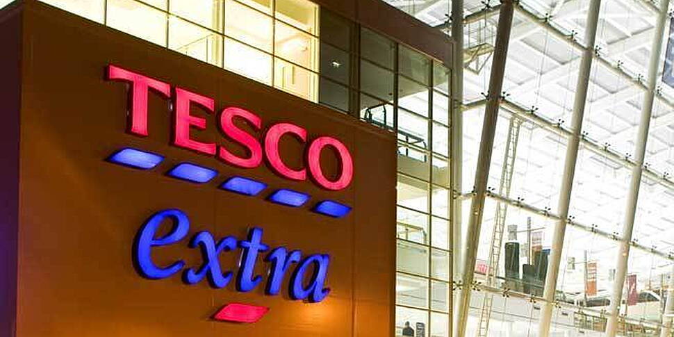 Tesco to stop selling sweets a...