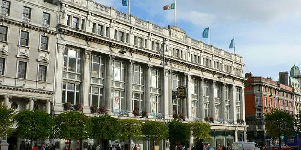 Clery's workers hold crisi...