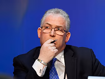 Former CRC chief agrees to att...