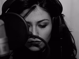 Gabriella Cilmi on the Tony Fe...