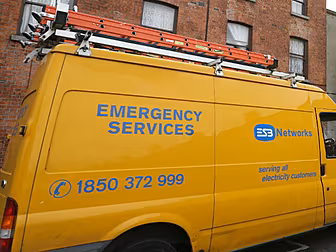 ESB CREWS WORK TO RESTORE POWE...