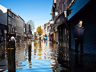 CLEAN UP GETS UNDERWAY AFTER F...
