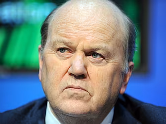 Opposition accused of smear ca...