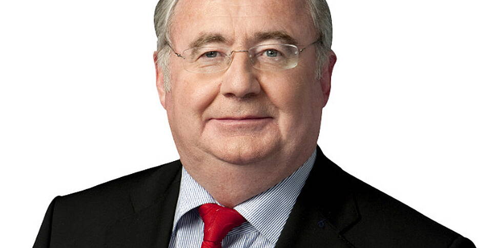Minister concedes 2020 Green E...