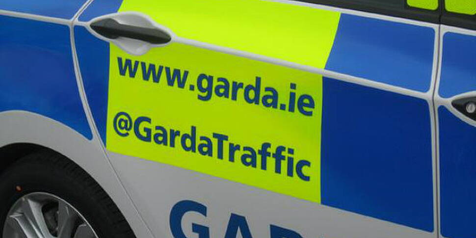 Twitter on Garda cars 