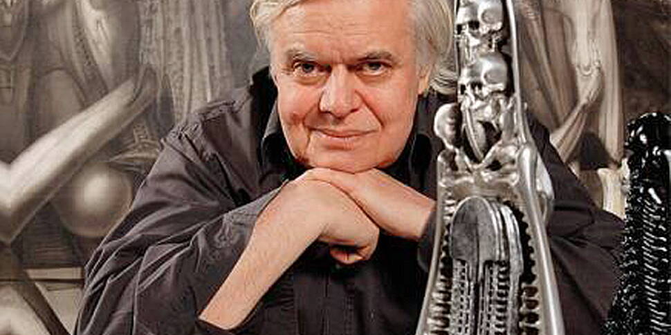 'Alien' designer dies 