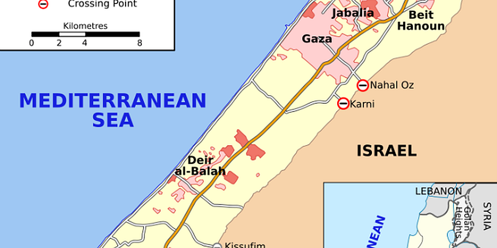 Israeli air strikes hit Gaza s...