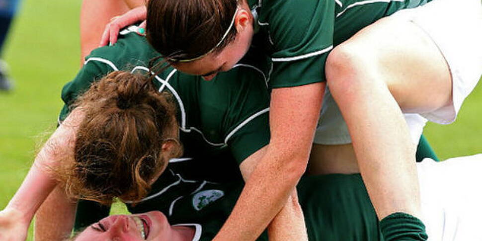 Women's rugby to make hist...