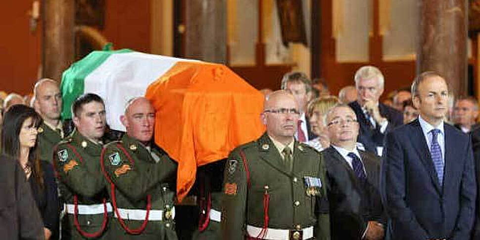 Albert Reynolds laid to rest a...