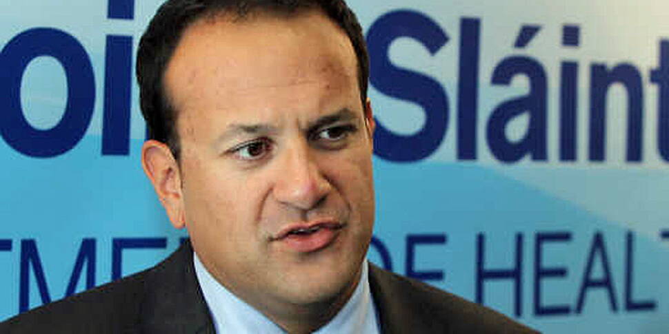 Health Minister rejects waitin...