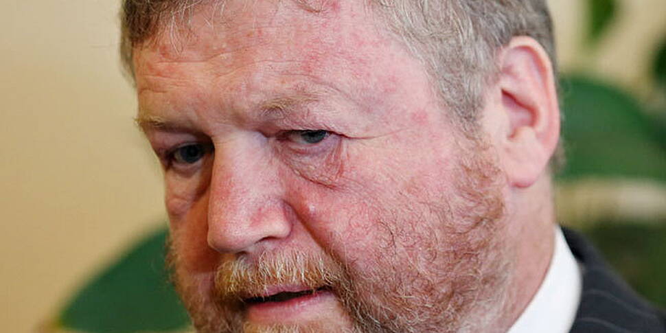 Reilly wants adoption legislat...