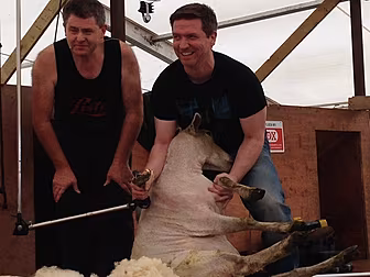 Dermot & Dave: The Plough & Th...