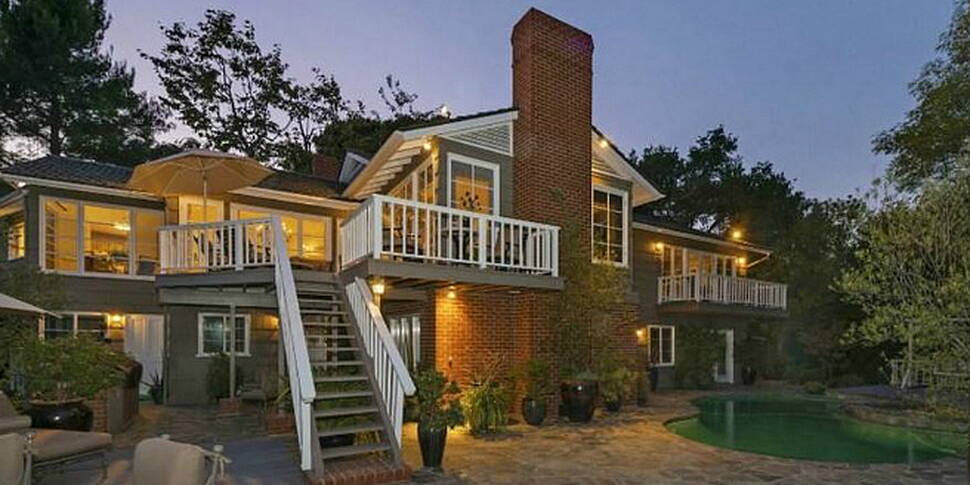 Chris Martin Buys $6.75M Home...