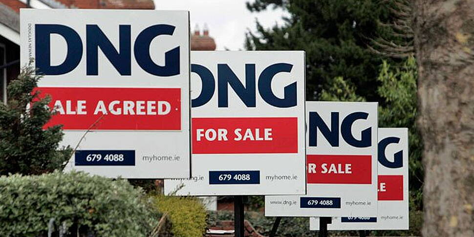 Central Bank moves to burst th...
