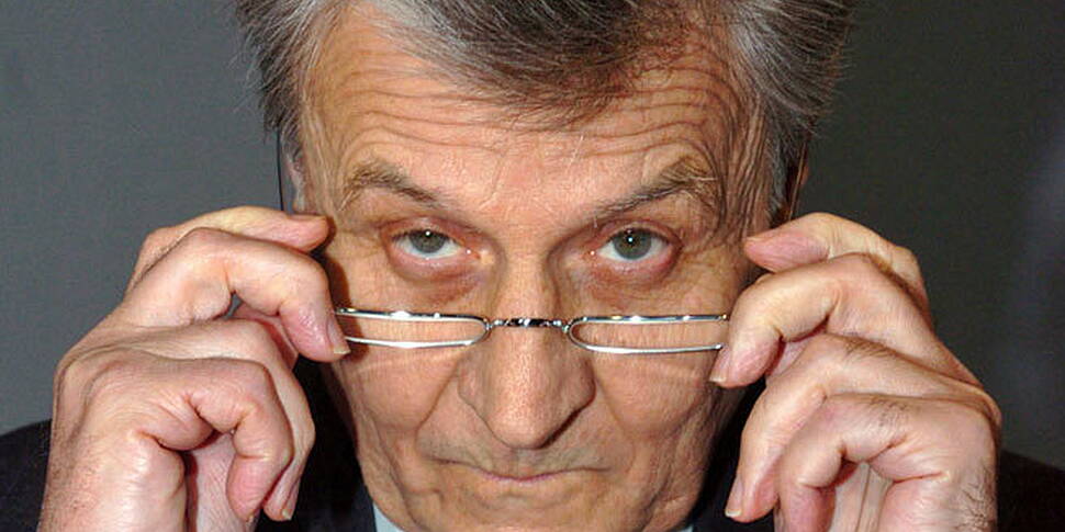 Former ECB head to answer ques...