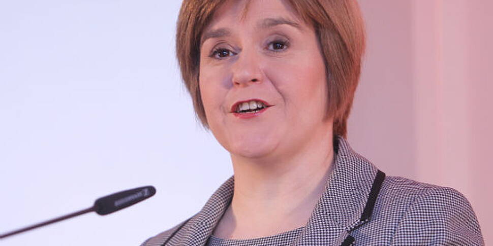 Sturgeon: UK set for Irish-sty...