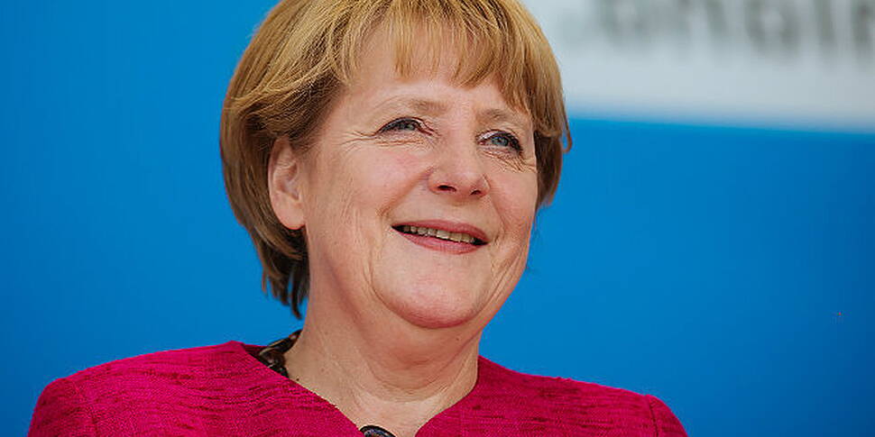 Germany gained €100 bn from Gr...