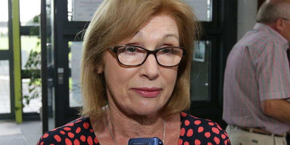 Minister urges teachers to tal...