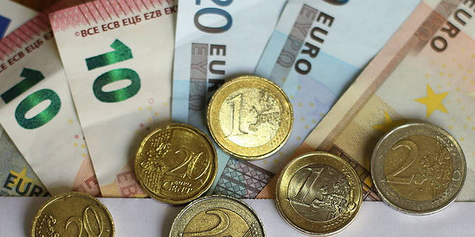 'Living wage' up to €1...