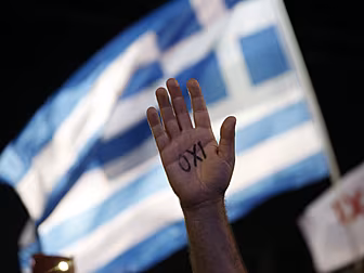 'Yes' Side In Greek Vo...