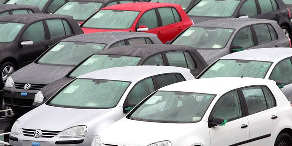 Car sales return to pre-recess...