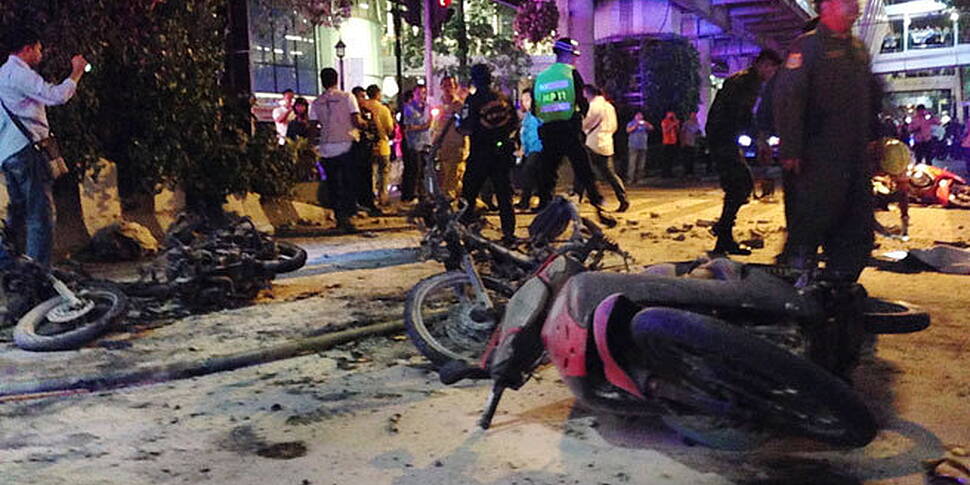 18 dead in Bangkok bombing