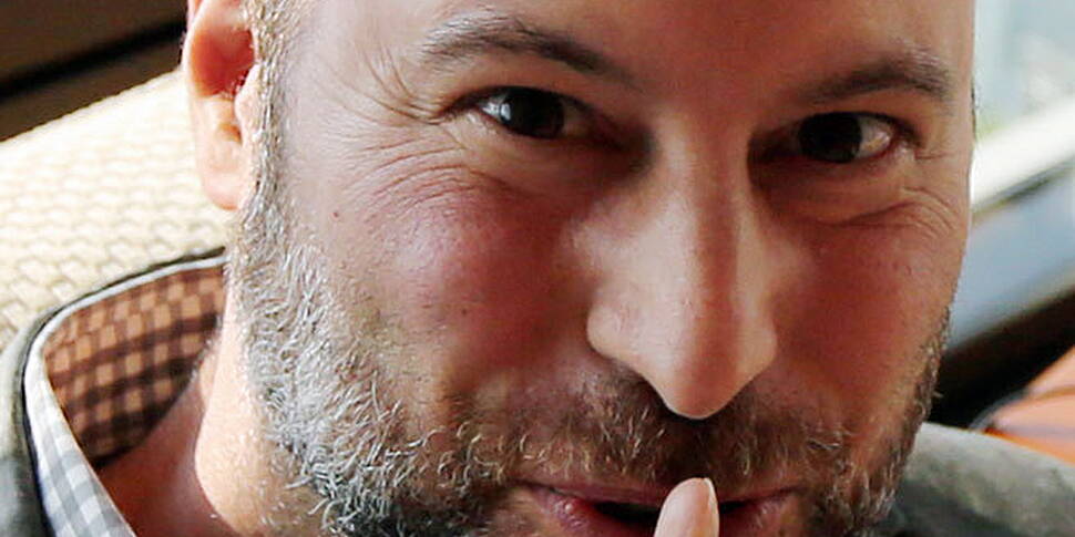 Ashley Madison boss resigns