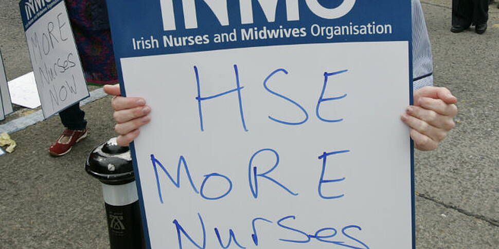 Talks continue to avert nursin...